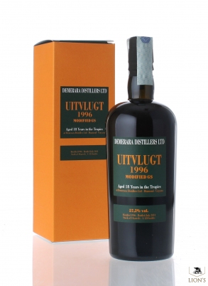 RUm Uitvlugt 1996 18yo 57.2% Velier